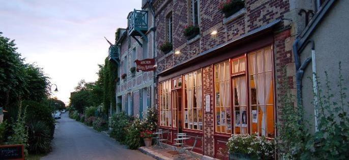 La Petite Maison De Giverny - Privatisation Gite De Charme 5 Etoiles Au Coeur Du Village - 3 Chambres Buitenkant foto