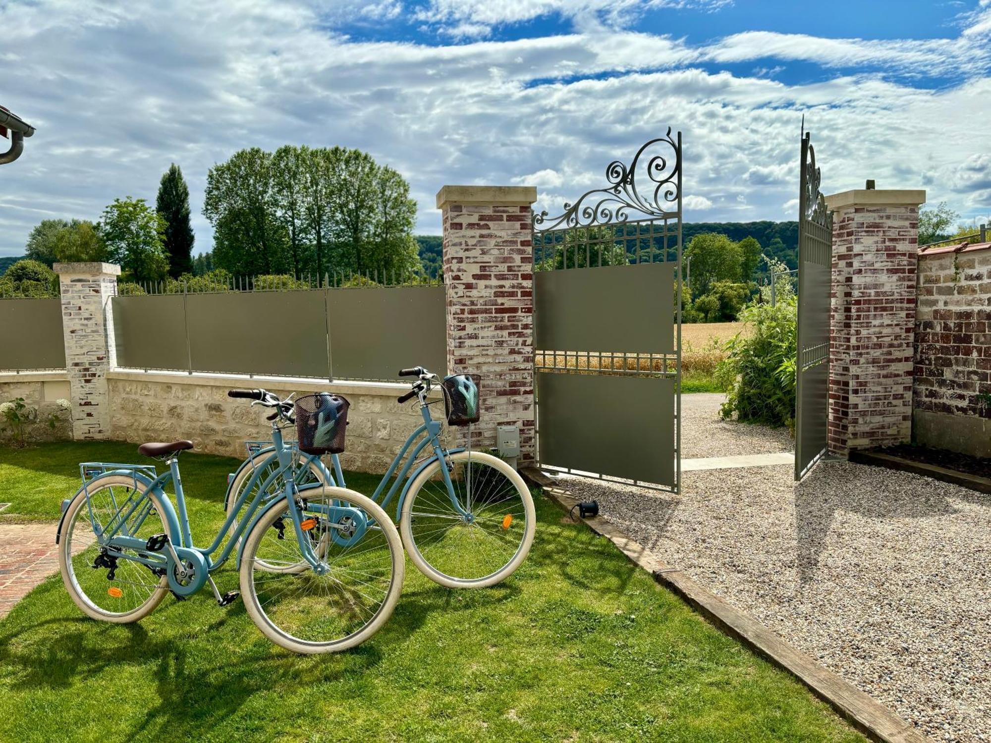 La Petite Maison De Giverny - Privatisation Gite De Charme 5 Etoiles Au Coeur Du Village - 3 Chambres Buitenkant foto